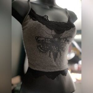 NWT Romwe gray and black lace crop top, Size L